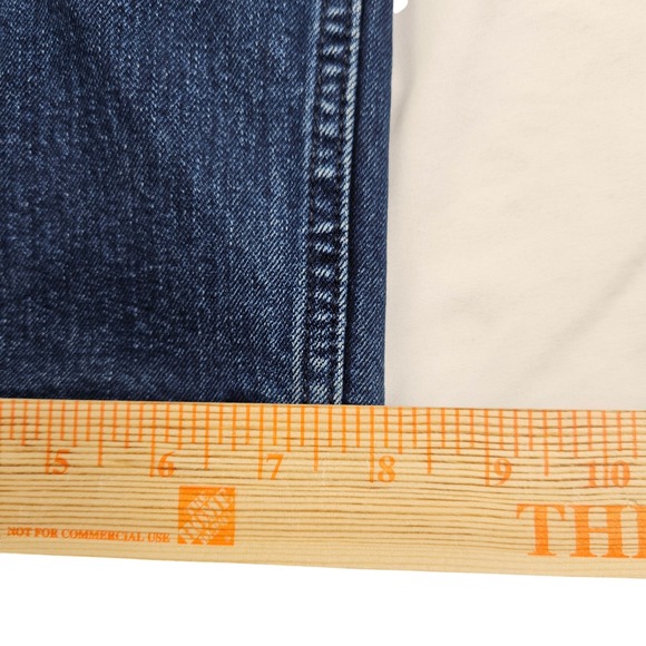 Levi's 550 Relaxed Fit Dark Wash Denim Jeans Mens W32 L34 - Picture 7 of 16